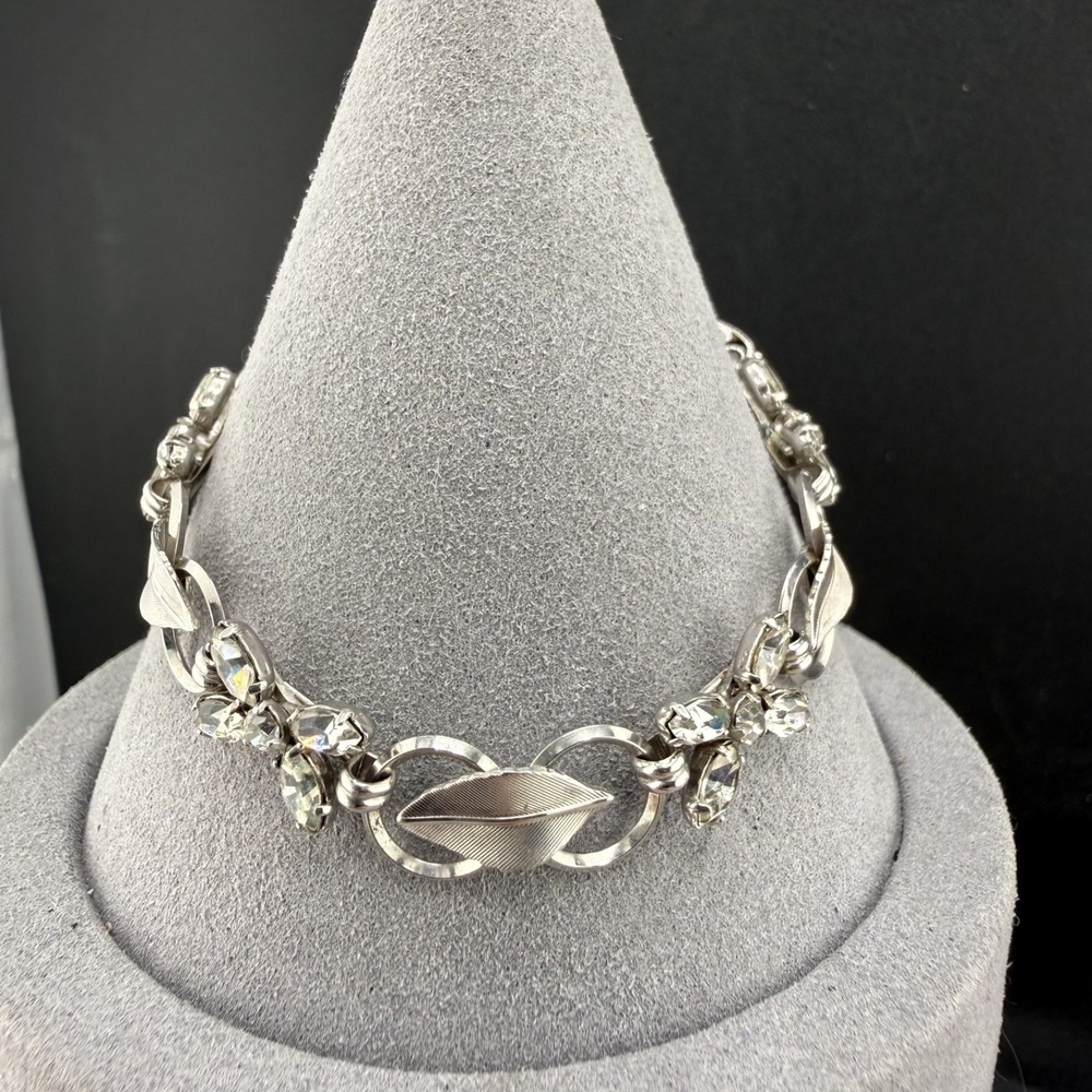 Vintage Krementz Bracelet Silver Tone Rhinestone 6.5"‎